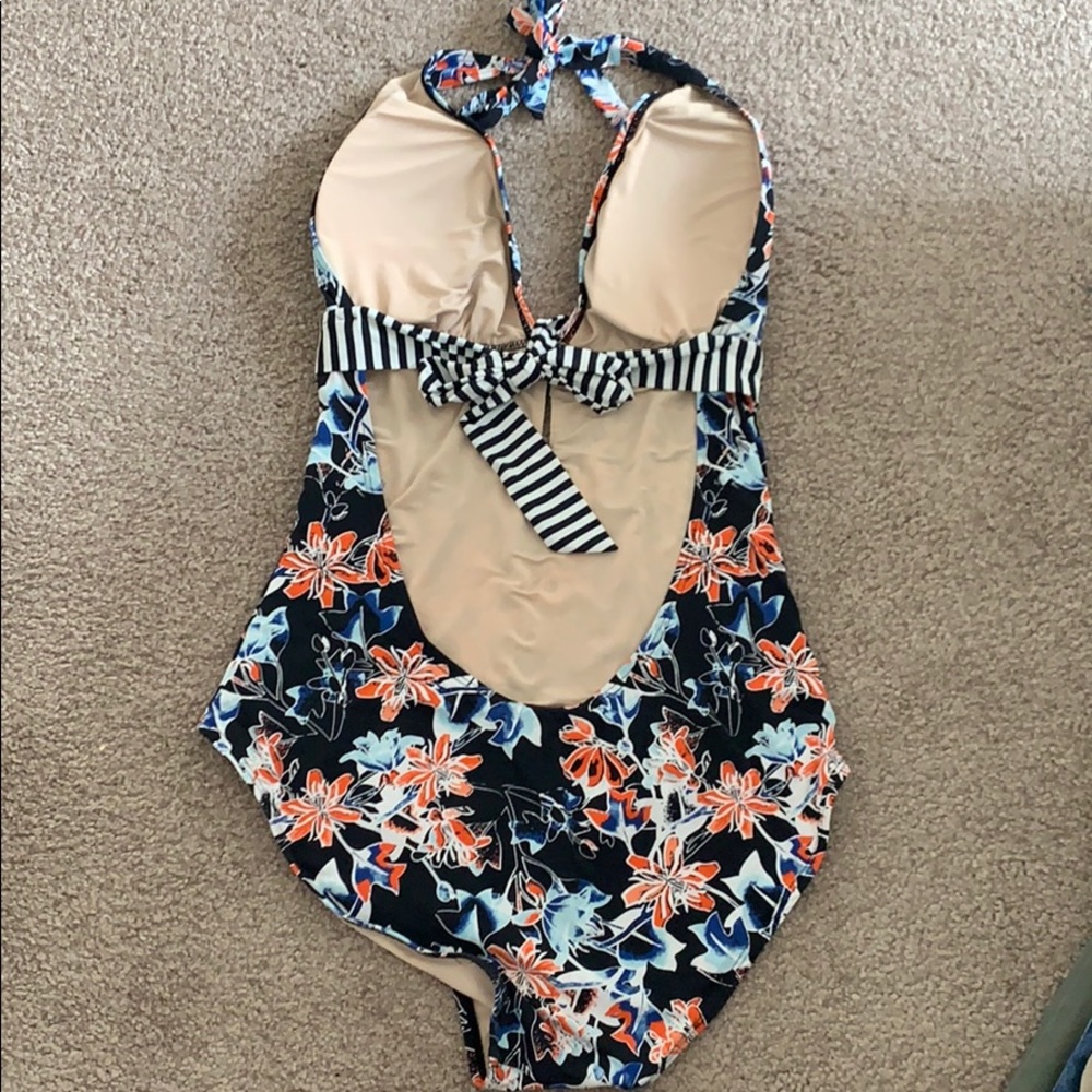 Tart swimsuit - Picture 5 of 6